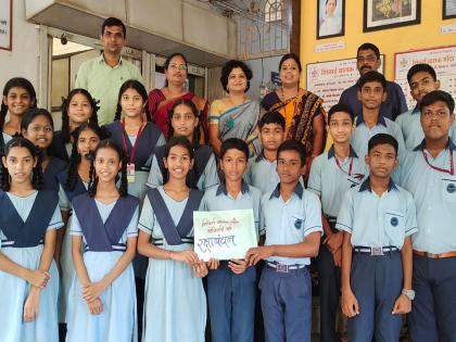 dombivlikar students sent to 2600 rakhi to jawans of assam regiment | डोंबिवलीकर विद्यार्थ्यांचे देशप्रेम: आसाम रेजिमेंटच्या २६०० जवानांना राख्या पाठवल्या 