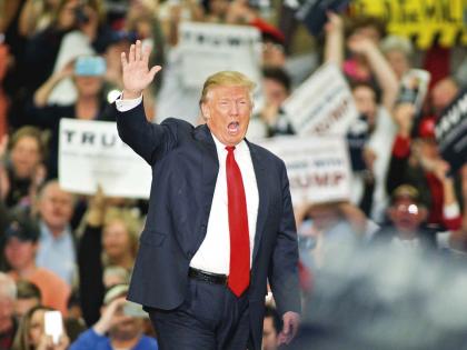 There is so much controversy about the President of the United States, but the climate is still cool... Why? | अमेरिकेचे राष्ट्राध्यक्ष ट्रम्पबद्दल एवढे विवाद चालू आहेत पण तिथलं वातावरण तरीही थंडच कसं?