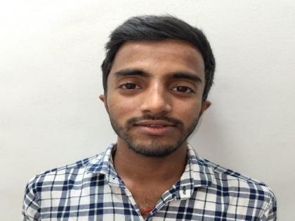 A young man died of electric shock while cleaning an immersion site in Khokral Sindhudurg district | Sindhudurg: विसर्जन स्थळाची स्वच्छता करताना विजेच्या धक्क्याने तरुणाचा मृत्यू, उपसरपंच गंभीर जखमी A young man died of electric shock while cleaning an immersion site in Khokral Sindhudurg district | Sindhudurg: विसर्जन स्थळाची स्वच्छता करताना विजेच्या धक्क्याने तरुणाचा मृत्यू, उपसरपंच गंभीर जखमी
