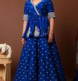 साडीचा शिवा मस्त सुंदर असा ड्रेस, पाहा ६ पॅटर्न , ड्रेस घातल्यावर सगळ्यांची नजर तुमच्याकडेच जाईल