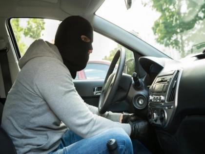 He hid in Sangli, Beed, Mumbai, Mumbra, Thane, Pune areas He stole 21 lakhs and fled, was found after 3 months | सांगली, बीड, मुंबई, मुंब्रा, ठाणे, पुणे परिसरात लपला; २१ लाख चोरून पळालेला ३ महिन्यांनी सापडला