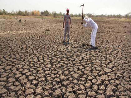 Scarcity made the mouths of rural areas run away! | टंचाईने ग्रामीण भागाच्या तोंडचे पाणीच पळवले!