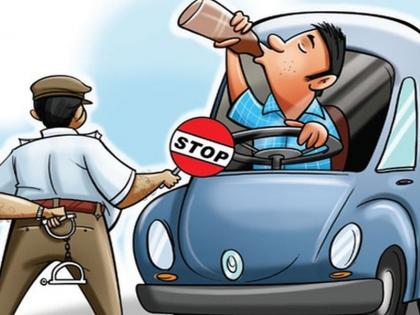 Traffic police cracks down on 135 drunk drivers in one day | एकाच दिवसात वाहतूक पोलिसांची १३५ मद्यपी वाहनचालकांवर कारवाई