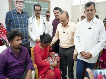 Heartwarming! Mother unable to see her baby even after birth, but the doctor gave him 'vision' and tears of joy filled the mother's eyes | बाळाला जन्म देऊनही पाहता येत नव्हते, डॉक्टरांनी 'दृष्टिदान' दिल्याने आईच्या डोळ्यात आनंदाश्रू