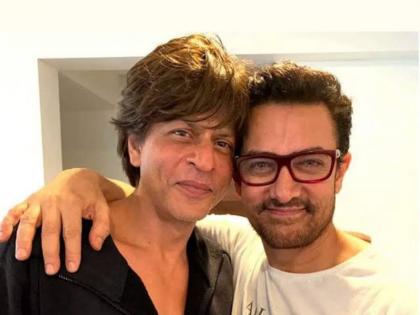 #14YearsOnTheTopTrending: Shah Rukh Khan's 'Pathan' breaks Aamir Khan's record after 14 years | #14YearsOnTheTop Trending: शाहरुख खानच्या 'पठाण'नं १४ वर्षांनंतर मोडला आमिर खानचा रेकॉर्ड