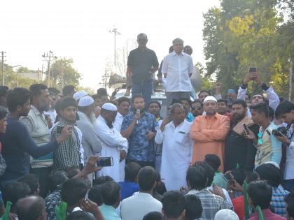  Congress needs votes for Muslims, not leaders - Adv. Prakash Ambedkar | काँग्रेसला मुस्लिमांची मते पाहिजेत, नेते नाहीत -  अ‍ॅड. प्रकाश आंबेडकर 