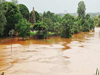 Less rain in Kolhapur, The water level of Panchganga is 37 feet 8 inches | कोल्हापुरात पावसाची उघडीप, पंचगंगेची पाणी पातळी ३७ फूट ८ इंच