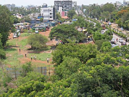 Kolhapur District Khadi and Village Industries Association sold five and a half acres of land in front of Ruikar Colony in Kolhapur to a builder under a development agreement for a meaningful purpose | खादी ग्रामोद्योगची साडेपाच एकर जागा बिल्डरच्या घशात; संघाची गांधीविचार, तत्वांशी फारकत