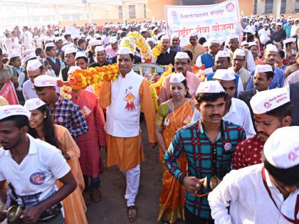 Shivaji University begins its 8th convocation ceremony | शिवाजी विद्यापीठाचा ५६ वा दीक्षांत समारंभ सोहळ्यास प्रारंभ