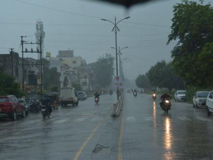 Akola recorded the highest rainfall in the country | देशातून अकोल्यात सर्वाधिक पावसाची नोंद