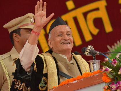 Governor praised the Central Government at the convocation ceremony of the PDKV | कृषी विद्यापीठाच्या दीक्षांत समारंभात राज्यपालांकडून केंद्र सरकारचे गुणगान