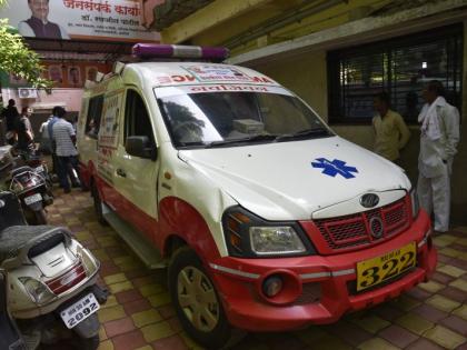 A team of doctors from Akola leave for Sangli-Kolhapur | सांगलीतील पुरग्रस्तांच्या मदतीसाठी अकोल्यातील डॉक्टरांची चमू रवाना