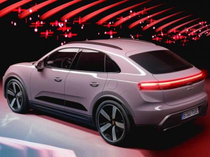 Range of 613Km, will be charged in just 21 minutes porsche macan turbo electric suv launched in india know about price | 613Km ची रेंज, केवळ 21 मिनिटांत होईल चार्ज! ही जबरदस्त इलेक्ट्रिक SUV झाली लॉन्च