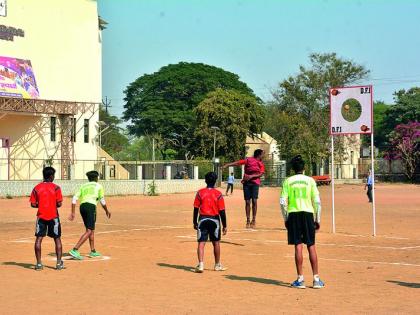 Akola: Inauguration of Fourth National duoball competition; Maharashtra defeated Assam 7-1! | अकोला : चौथ्या राष्ट्रीय डयुबॉल स्पर्धेचे उद्घाटन; महाराष्ट्राने आसामला  ७-१ ने केले पराभूत!