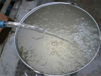 Irregular use of 'bleaching powder' in Nandurbar | नंदुरबारात ‘ब्लिचिंग पावडर’चा अनियमित वापर