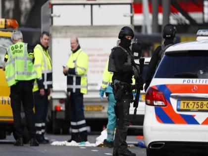 Fleeing in the Netherlands in Utrecht, the death of one | नेदरलँडच्या युट्रेक्ट शहरात गोळीबार, एकाचा मृत्यू