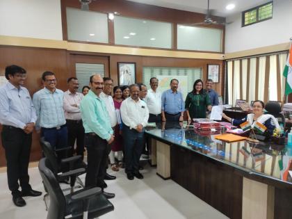 Revenue operations suspended from today; 72 Nayab Tehsildars, Tehsildars, Deputy District Collectors participated in the work band | महसूलचे कामकाज आजपासून ठप्प; कामबंदमध्ये ७२ नायब तहसीलदार, तहसीलदार, उपजिल्हाधिकाऱ्यांचा सहभाग