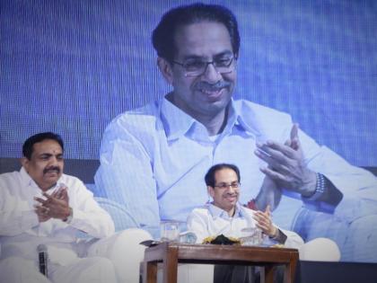 Chief Minister Thackeray also received 'Prasad' of teachers | शाळेतून रडतच घरी परतले होते उद्धव ठाकरे; बाळासाहेबांमुळे 'संकट' टळले!