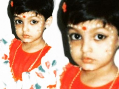 Tanushree dutta childhood photo creating buzz on social media fans said cutipie | फोटोत दिसणारी ही क्युट चिमुकली आज बॉलिवूडवर करतेय राज्य, ओळखा पाहू कोण आहे ती अभिनेत्री?
