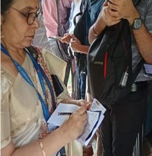 Who is Sudha Dwivedi: रेल्वेच्या TTI सुधा द्विवेदी यांनी असं काय केलं, जे किरण मुझुमदार शॉ यांनी केलं कौतुक; सांगितली गरज 