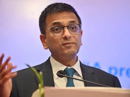former chief justice of india dy chandrachud has still not vacated his bungalow Supreme Court's letter to the government | "निवृत्त होऊन ८ मिहिने झाले, तरी माजी CJI चंद्रचूड यांनी सोडला नाही बंगला"; सर्वोच्च न्यायालयाचं सरकारला पत्र former chief justice of india dy chandrachud has still not vacated his bungalow Supreme Court's letter to the government | "निवृत्त होऊन ८ मिहिने झाले, तरी माजी CJI चंद्रचूड यांनी सोडला नाही बंगला"; सर्वोच्च न्यायालयाचं सरकारला पत्र