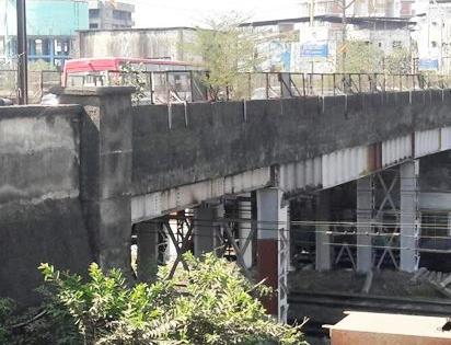 Immediately publish the tender of the copar bridge | कोपर पुलाची निविदा तातडीने काढा