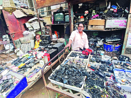 3 tonnes of e-waste every year in Kolhapur | दरवर्षी १००० टन ई-कचरा कोल्हापुरात