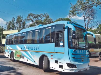 Frequent power outages Charging takes time Pune-Mumbai journey of E-Shivneri of panic | वीजपुरवठा वारंवार खंडित; चार्जिंग होण्यास लागतोय वेळ, ‘ई-शिवनेरी’चा पुणे-मुंबई प्रवास धाकधुकीतच Frequent power outages Charging takes time Pune-Mumbai journey of E-Shivneri of panic | वीजपुरवठा वारंवार खंडित; चार्जिंग होण्यास लागतोय वेळ, ‘ई-शिवनेरी’चा पुणे-मुंबई प्रवास धाकधुकीतच