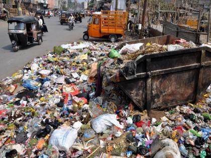 under the swachh mumbai campaign 102 metric tons debris and 70 metric tons of garbage bmc has been collected from in the last month in mumbai | ६३४ किमीचे रस्ते झाले चकाचक, १०२ टन राडारोडा गोळा : स्वच्छ मुंबई मोहीम सुरूच 