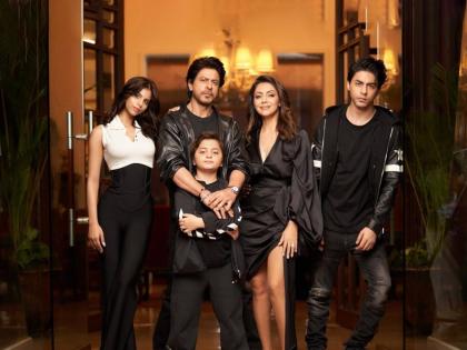 Gauri Khan shares family photo with Shah Rukh Khan, children | Gauri Khan : खान्स का पॉवर...! गौरी खानने शेअर केला क्लासी फॅमिली फोटो, चाहत्यांना दिली गुडन्यूज