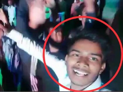 Blood clotted in youth heart and he fell down while dancing in front of DJ Sound; horrible incident in Ujjain | खळबळजनक! डीजेने घेतला तरुणाचा बळी; हृदयात रक्त साचले अन् नाचता नाचता खाली पडला