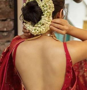 काळीकुट्ट दिसते पाठ ? ५ टिप्स, पाठ दिसेल स्वच्छ आणि खाज फोडही येणार नाहीत...