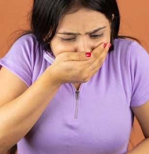 रोजच्या आहारातील हे पदार्थ वाढवतात पित्त झपाट्याने, उलट्या आणि डोकेदुखीने हैराण व्हाल - पाहा काय खाणे टाळावे