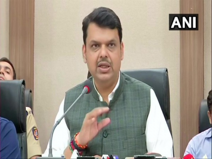 Maharashtra Flood: All ministers, including chief ministers, will pay one month's salary to flood victims | Maharashtra Flood: मुख्यमंत्र्यांसह सर्व मंत्री एक महिन्याचा पगार पूरग्रस्तांना देणार 