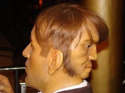 Mysterious person in the world Edward Mordake who had an extra face on the back of his head | 'याला' मानतात जगातला सर्वात रहस्यमय व्यक्ती, ज्याला होते दोन चेहरे, एक झोपायचा तर एक जागायचा!