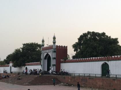 Ramzan: What exactly is 'Idgah'? | Ramzan : 'ईदगाह' नेमकी असते तरी काय?