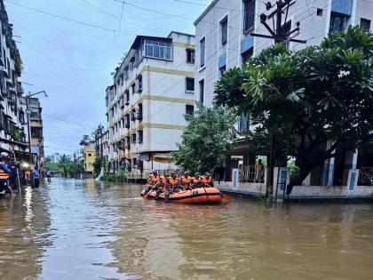 Even after a year the rehabilitation of Ektanagari remains on paper the proposal sent by the Municipal Corporation is gathering dust in the ministry. | वर्ष होऊनही एकतानगरीचे पुनर्वसन कागदावरच; महापालिकेने पाठविलेला प्रस्ताव मंत्रालयात धूळ खात पडून