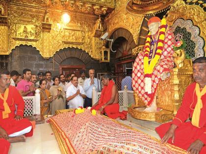 I will reveal the names of those who harass me - Eknath Khadse; Shirdi sightseeing | मला त्रास देणाऱ्यांची नावं उघड करणार; एकनाथ खडसेंनी खडसावले