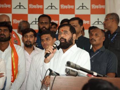 big blow to uddhav thackeray group before mumbai municipal corporation elections head and office bearers of uttar bhartiya ekta mach join shiv sena | मुंबई मनपा निवडणुकीपूर्वी उद्धवसेनेला मोठा धक्का; ‘या’ गटाचे प्रमुख, पदाधिकारी शिवसेनेत