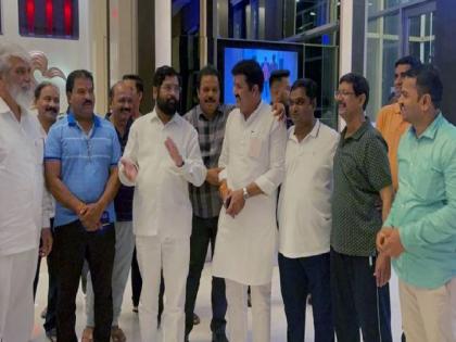 Maharashtra Political Crisis | Eknath SHinde Revolt | Rebel MLA's to come to Goa from Guwahati today? The floor test will be held tomorrow | बंडखोर आमदार आज गुवाहटीवरुन गोव्याला येणार? उद्या होणार फ्लोअर टेस्ट