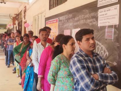 Chinchwad by-election 10 percent polling till 11 am | Chinchwad By Election: चिंचवड पोटनिवडणुकीत 11 वाजेपर्यंत 10 टक्के मतदान