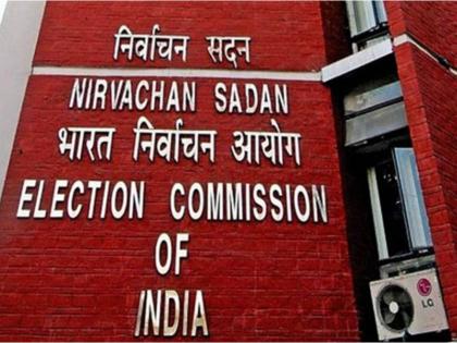 agralekh Obstinacy without Aadhaar card it will bring disgrace on the government due to the Election Commission | विना‘आधार’ आडमुठेपणा...ती नामुष्की निवडणूक आयोगामुळे सरकारवर ओढवेल