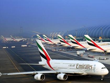 Emirates takes U turn decides to continue serving Hindu meal | एमिरेट्सचा यू-टर्न; विमानांमध्ये मिळणार हिंदू मील