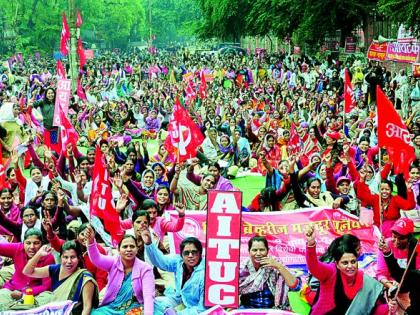 Nationwide strike: Government offices, insurance, banks depopulated in Nagpur | देशव्यापी संप : नागपुरात शासकीय कार्यालये, विमा, बँका ओस