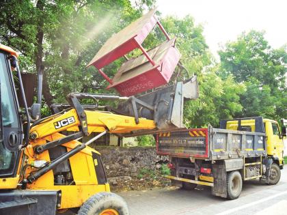 Chhatrapati Sambhaji Nagar has 47 Pantapri, 45 Hotel-Sheds, 18 Handcarts, 5 Tempo scrapped | छत्रपती संभाजीनगरात ४७ पानटपऱ्या, ४५ हॉटेल-शेड, १८ हातगाड्या, ५ टेम्पोंचा चेंदामेंदा