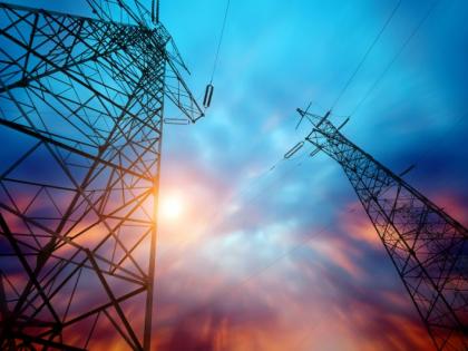 Electricity will become more expensive; Petition filed by Mahadistra in Electricity Regulatory Commission | वीज आणखी महागणार; महावितरणची विद्युत नियामक आयोगात याचिका दाखल 