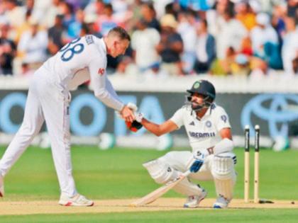 Cultivates a sense of sportsmanship, a true cricket fanatic! | खेळभावना जोपासते, ते खरे क्रिकेटवेड!
