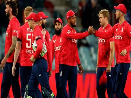 ENG vs AUS 2nd match of T20 series England won by 8 runs to win the series 2-0  | ENG vs AUS: रोमहर्षक सामन्यात इंग्लंडने ऑस्ट्रेलियाला चारली धूळ; 2-0 ने मालिकेवरही केला कब्जा 