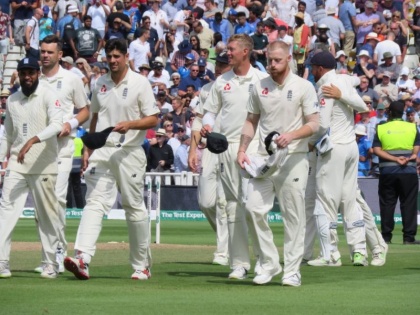 India vs England 1st Test: England beat india in 1st Test | India vs England 1st Test: इंग्लंडचा हजाराव्या सामन्यात विजय