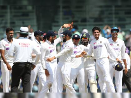 IND v ENG 2021: England are all out for 134 and India lead by 195 runs. Ashwin gets a five-wicket haul | India vs England, 2nd Test : आर अश्विनच्या फिरकीपुढे इंग्लंडनं टेकले गुडघे; टीम इंडियाकडे १९५ धावांची आघाडी